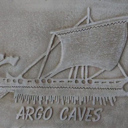 Argo Traditional Cave House Apartment *
