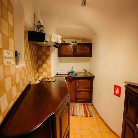 Argo Traditional Cave House 公寓 Vóthon