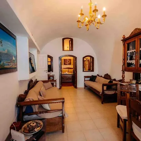 Argo Traditional Cave House